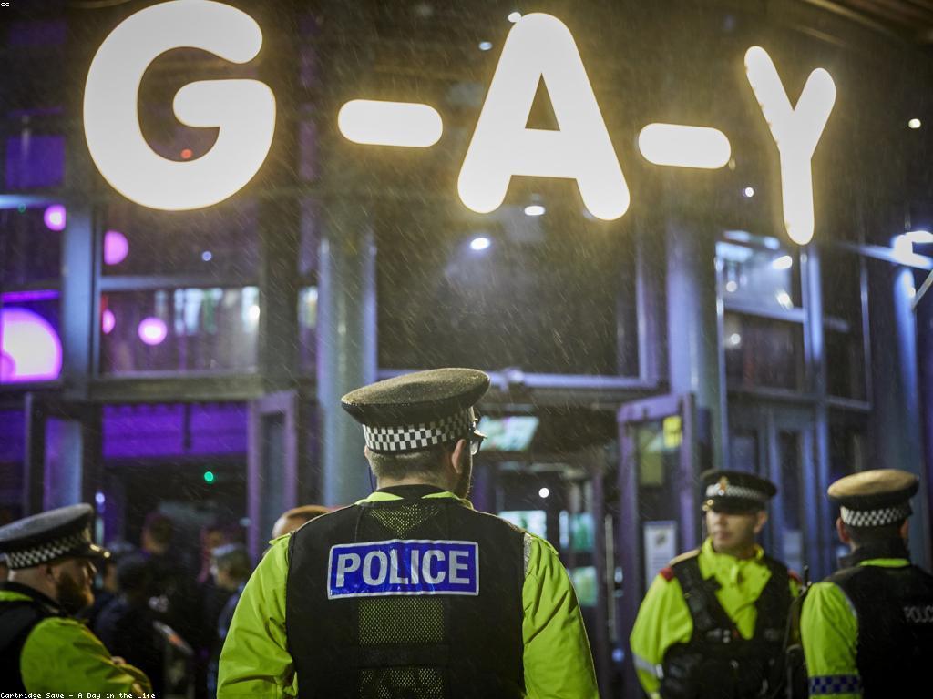 វិភាគនូវនិន្នាការព័ត៌មានថ្មីៗ